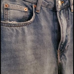 NWOT Zara cropped jeans, size 40/8